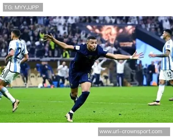 三年前世界杯决赛回顾法国队重温姆巴佩进球庆祝瞬间 三年前世界杯决赛回顾法国队重温姆巴佩进球庆祝瞬间