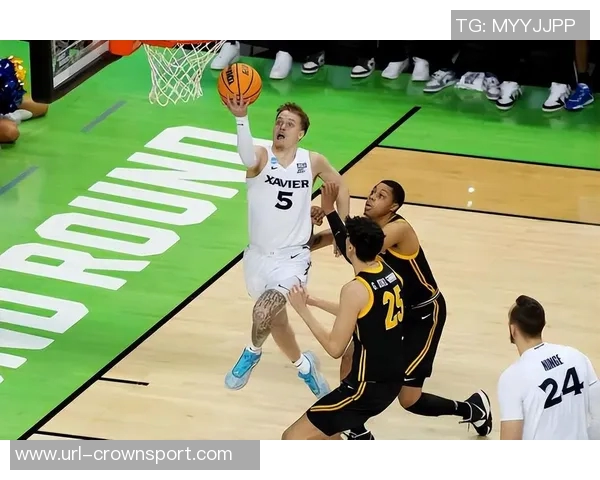 佩贾儿子在NCAA赛场展现高效表现16投11中斩获26分5篮板并送出5次失误